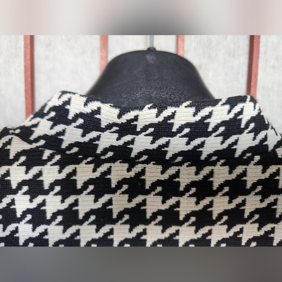 H&M Houndstooth Spring Coat - Picture 3 of 9